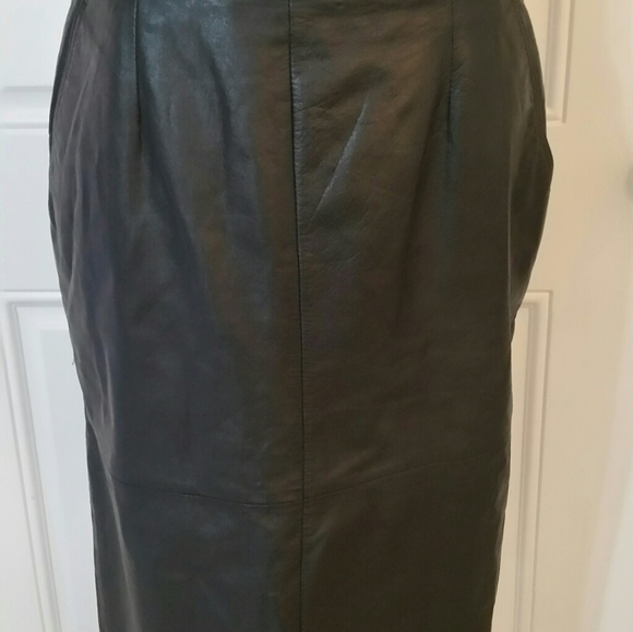 Leather skirt - Picture 16 of 16